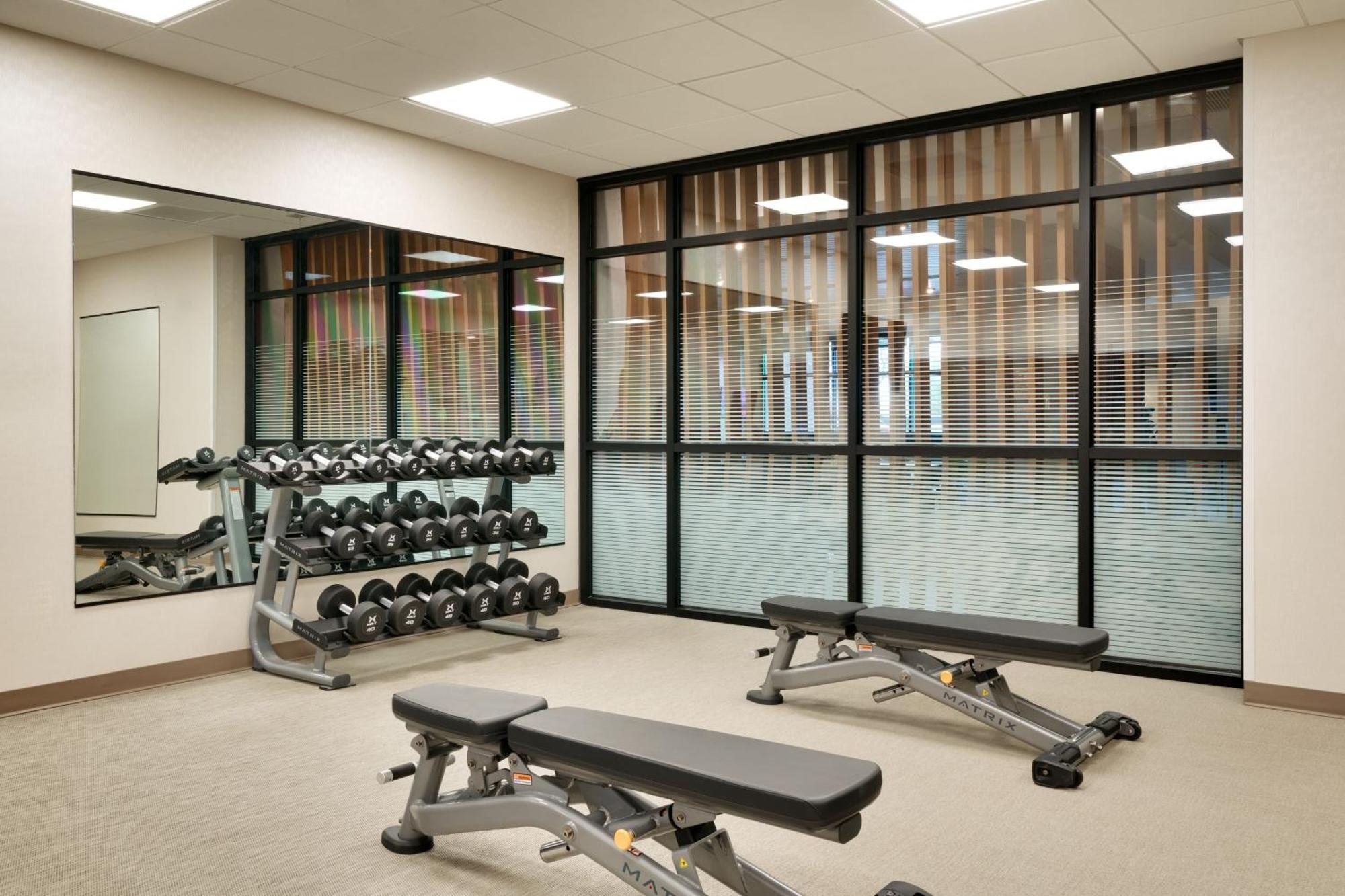 Springhill Suites By Marriott Phoenix Scottsdale Exterior photo